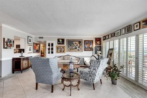 2500 E Las Olas Boulevard Fort Lauderdale FL 33301