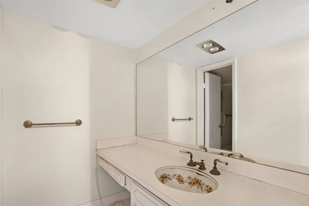 3100 NE 49th Street Fort Lauderdale FL 33308
