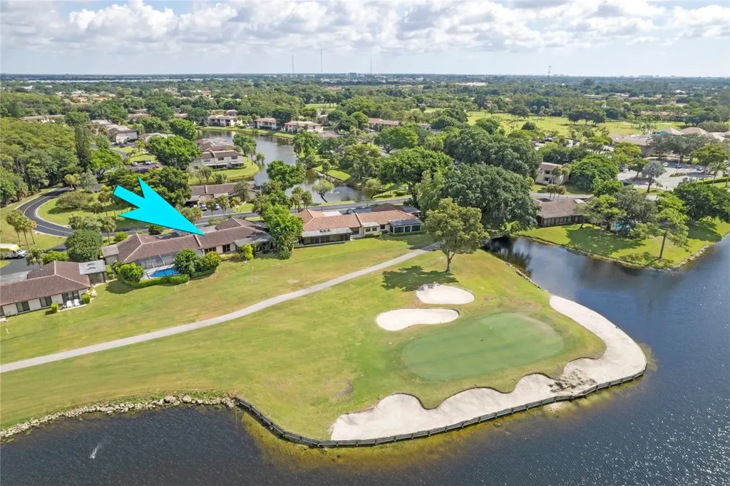 21180 Juego Circle Boca Raton FL 33433