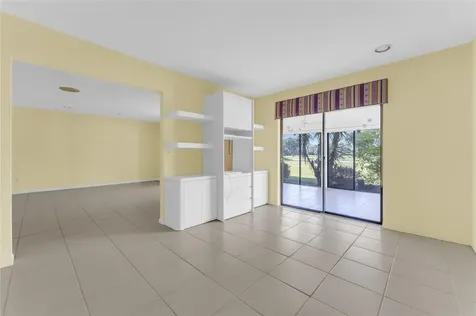 21180 Juego Circle Boca Raton FL 33433
