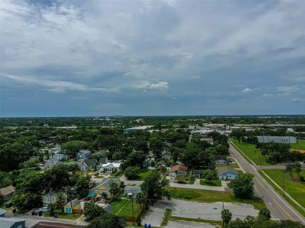 1213 N 16th Street St. Petersburg FL 33705