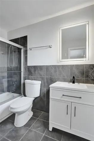 2501 NW 87th Avenue Sunrise FL 33322