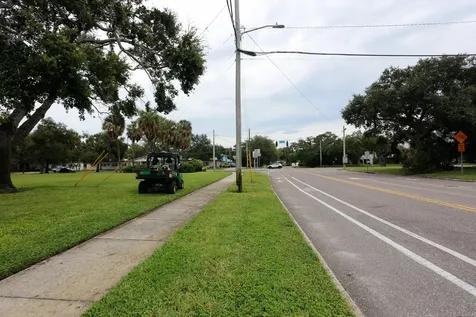 N 17th Street St. Petersburg FL 33713