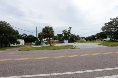N 17th Street St. Petersburg FL 33713