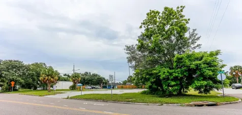 N 17th Street St. Petersburg FL 33713