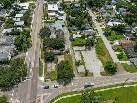 N 17th Street St. Petersburg FL 33713