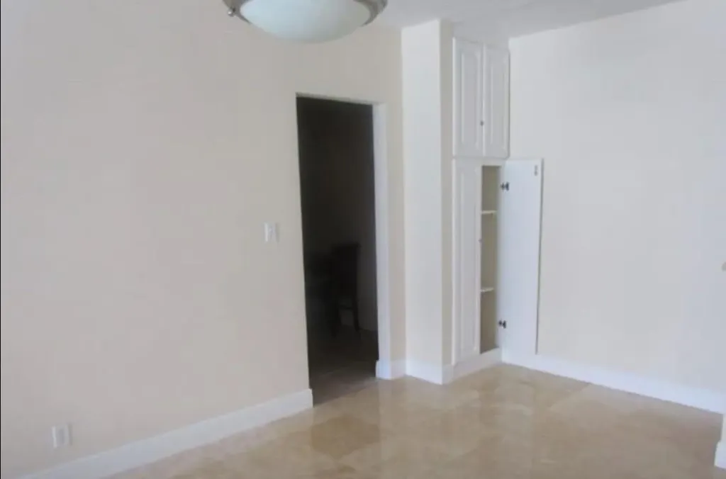 3001 S Ocean Drive Hollywood FL 33019
