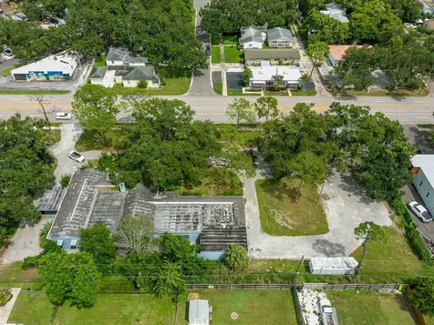 4100 N 16th Street ST. Petersburg FL 33703
