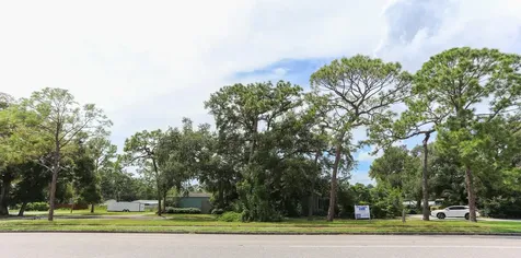 4100 N 16th Street St. Petersburg FL 33703