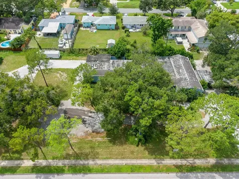 4100 N 16th Street St. Petersburg FL 33703