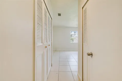 458 SE Galleon Lane Port St Lucie FL 34983