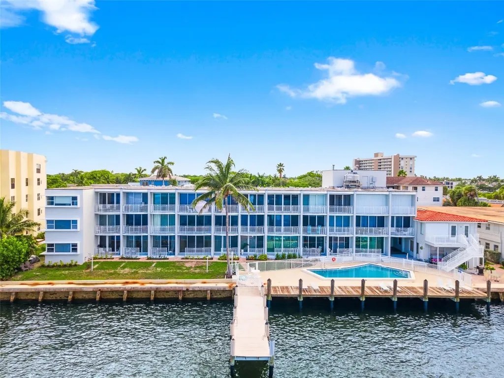 2508 Bay Drive Pompano Beach FL 33062