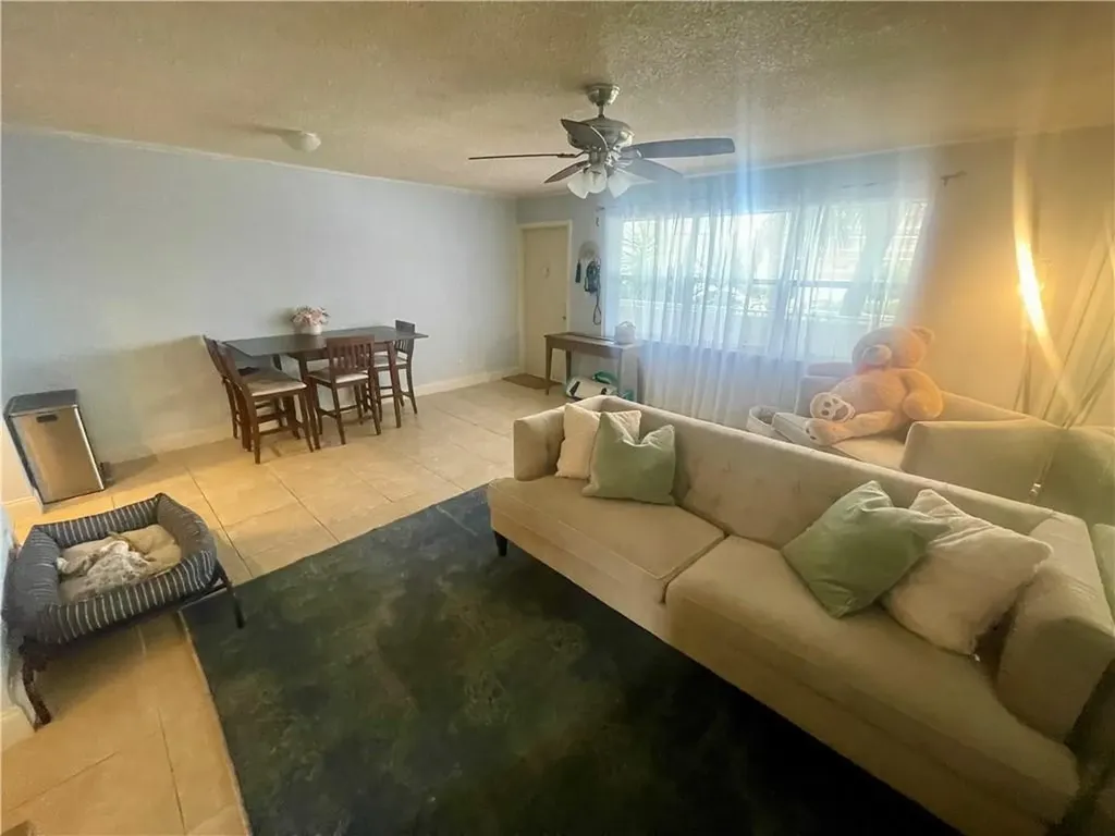 2840 NE 14th Street Causeway Pompano Beach FL 33062