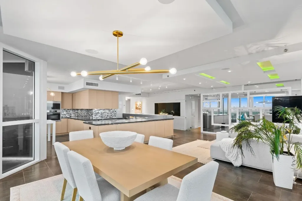 101 S Fort Lauderdale Beach Boulevard Fort Lauderdale FL 33316