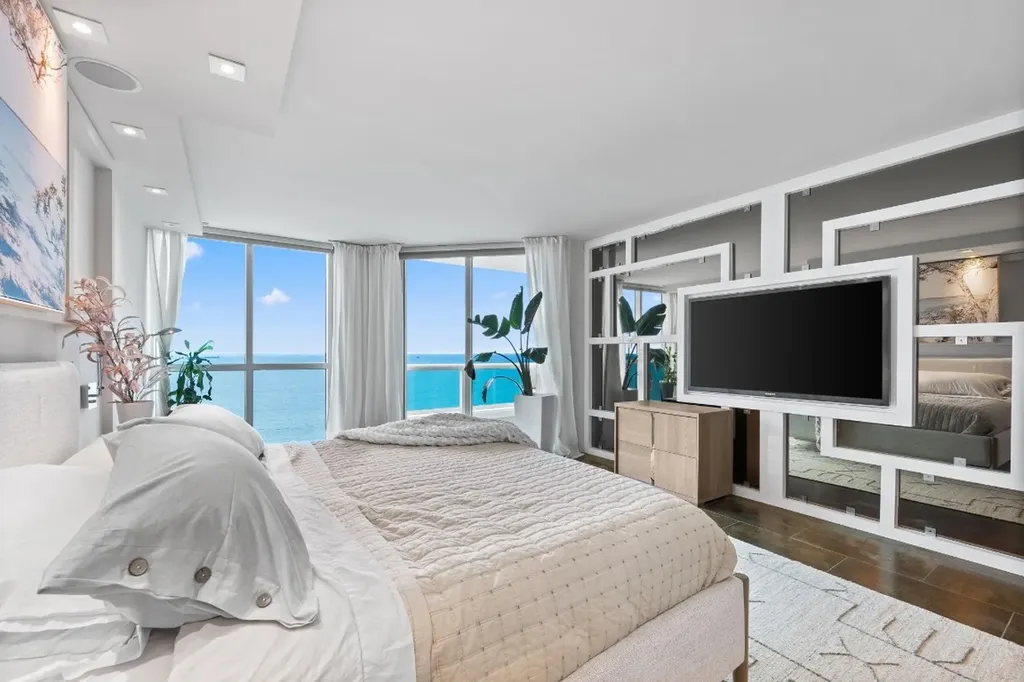 101 S Fort Lauderdale Beach Boulevard Fort Lauderdale FL 33316