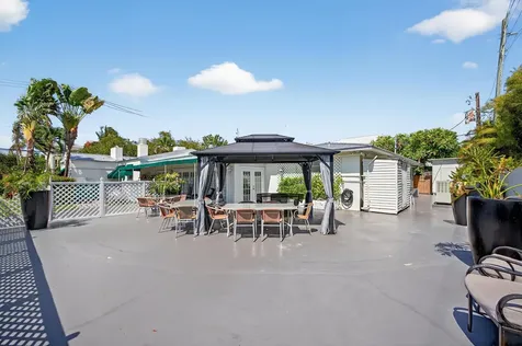 1700 NE 5 Street Fort Lauderdale FL 33301