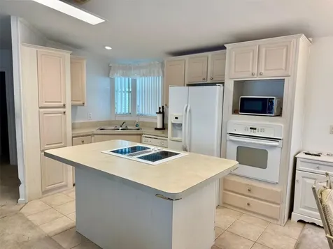 2080 SW 85th Avenue Davie FL 33324