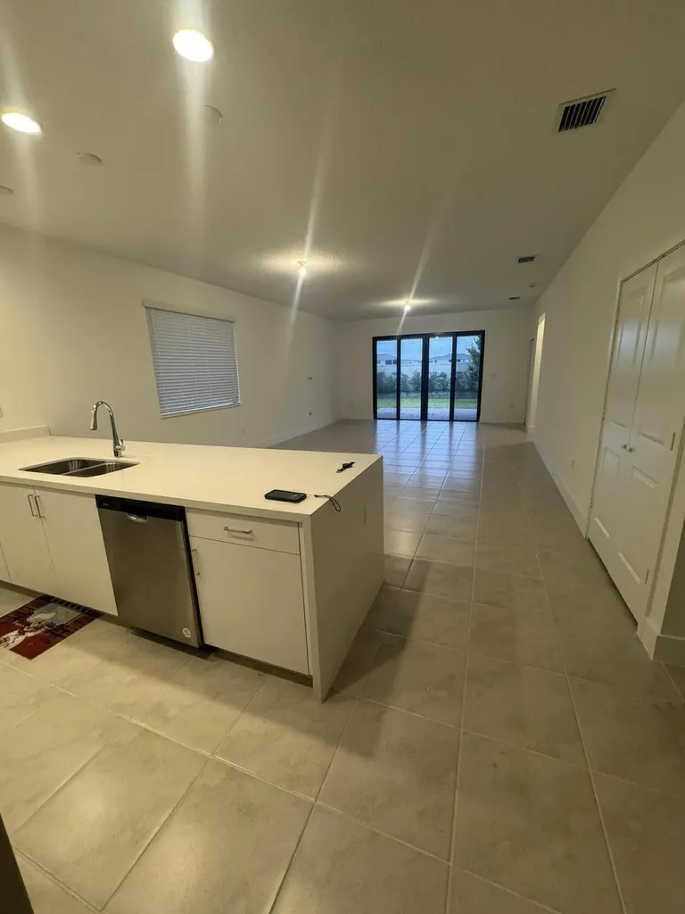 5120 Nevola Avenue Ave Maria FL 34142