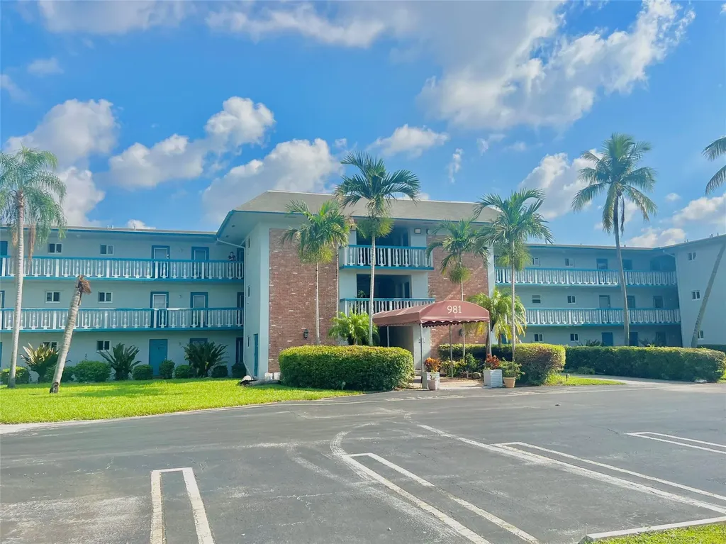 981 Hillcrest Court Hollywood FL 33021