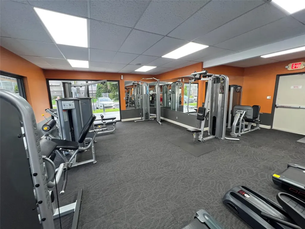 981 Hillcrest Court Hollywood FL 33021