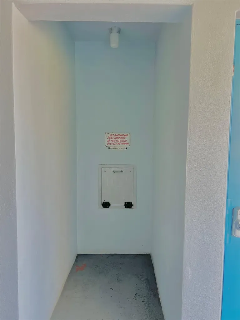 981 Hillcrest Court Hollywood FL 33021