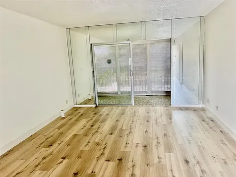 981 Hillcrest Court Hollywood FL 33021