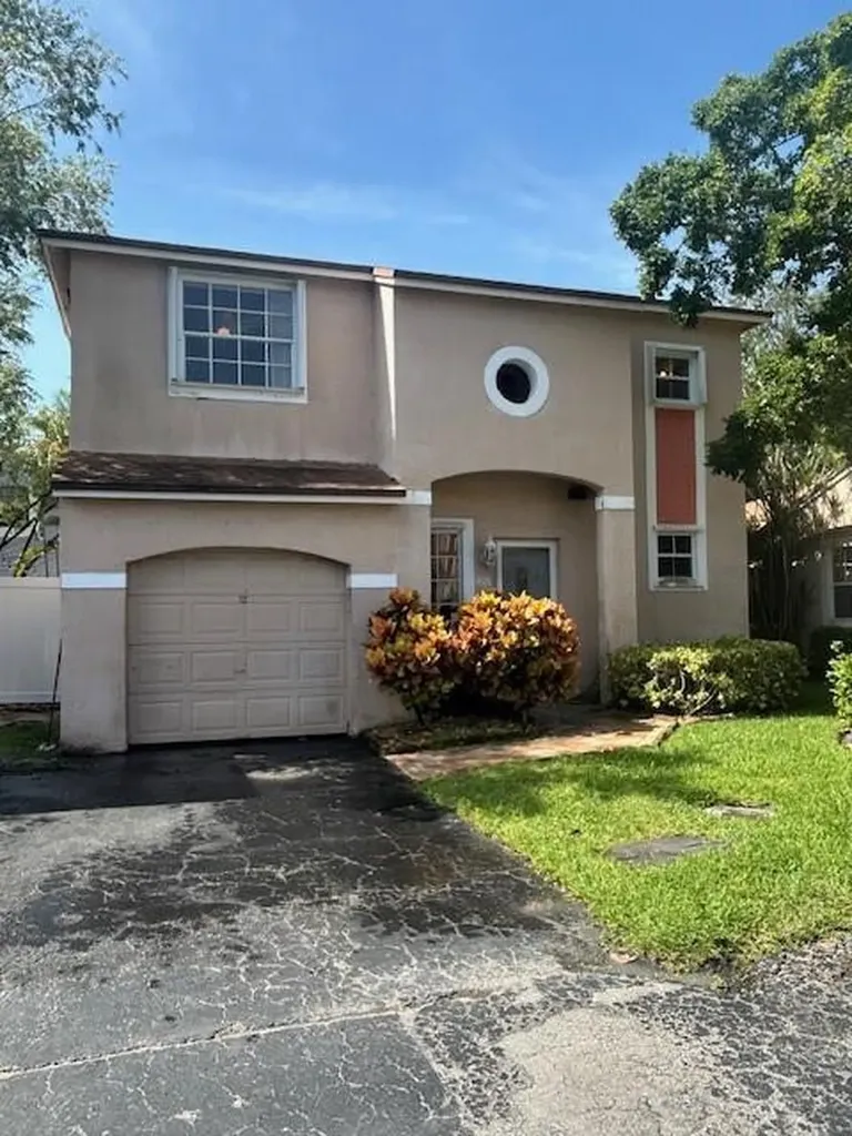 11740 NW 12th Street Pembroke Pines FL 33026