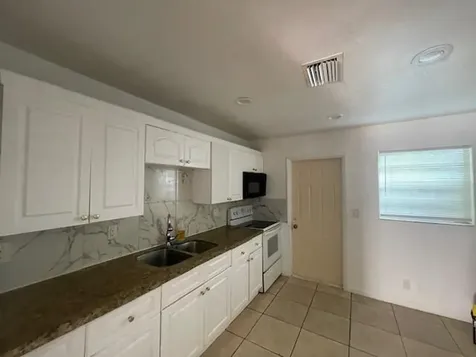 1735 SW 44th Terrace Fort Lauderdale FL 33317
