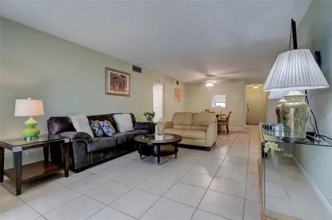 3102 Portofino Point Coconut Creek FL 33066