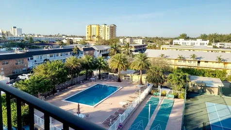 1009 N Ocean Boulevard N Pompano Beach FL 33062