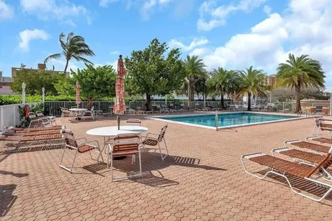 1009 N Ocean Boulevard N Pompano Beach FL 33062
