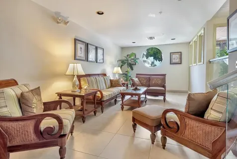 1009 N Ocean Boulevard N Pompano Beach FL 33062
