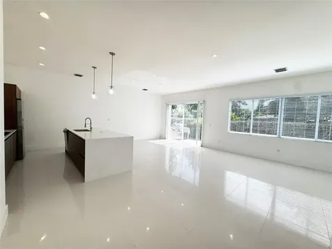 1239 NE 18th Avenue Fort Lauderdale FL 33304