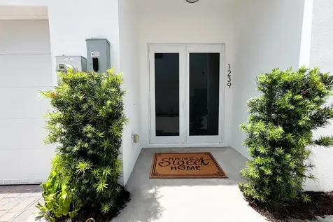 1239 NE 18th Avenue Fort Lauderdale FL 33304