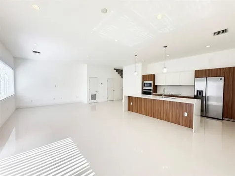 1239 NE 18th Avenue Fort Lauderdale FL 33304