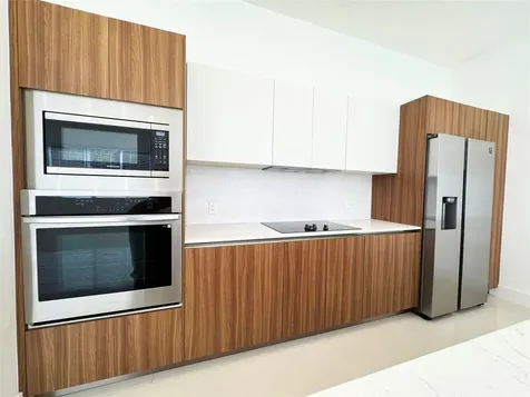 1239 NE 18th Avenue Fort Lauderdale FL 33304