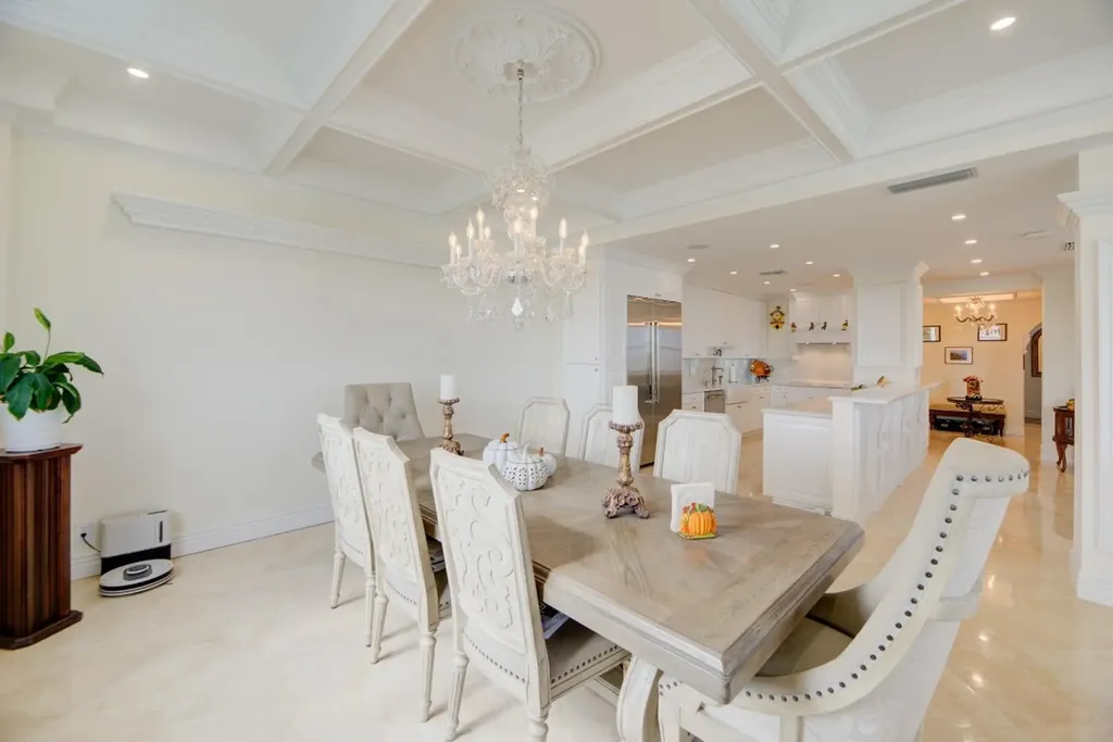 1 Las Olas Circle Fort Lauderdale FL 33316