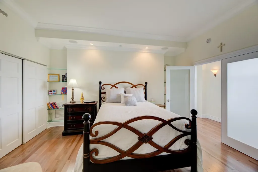 1 Las Olas Circle Fort Lauderdale FL 33316