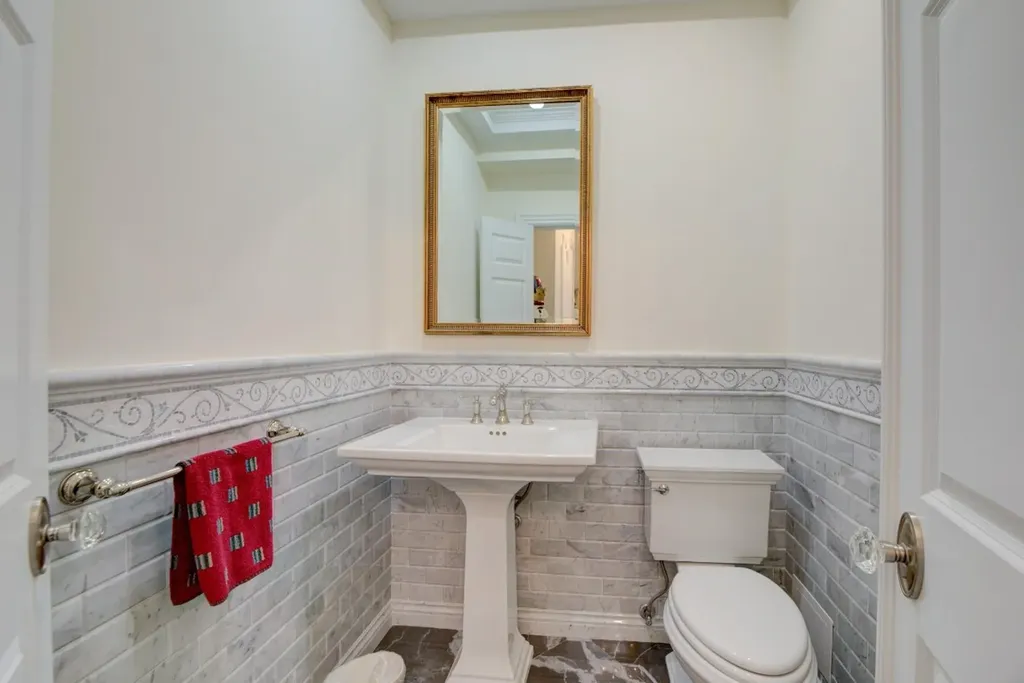 1 Las Olas Circle Fort Lauderdale FL 33316