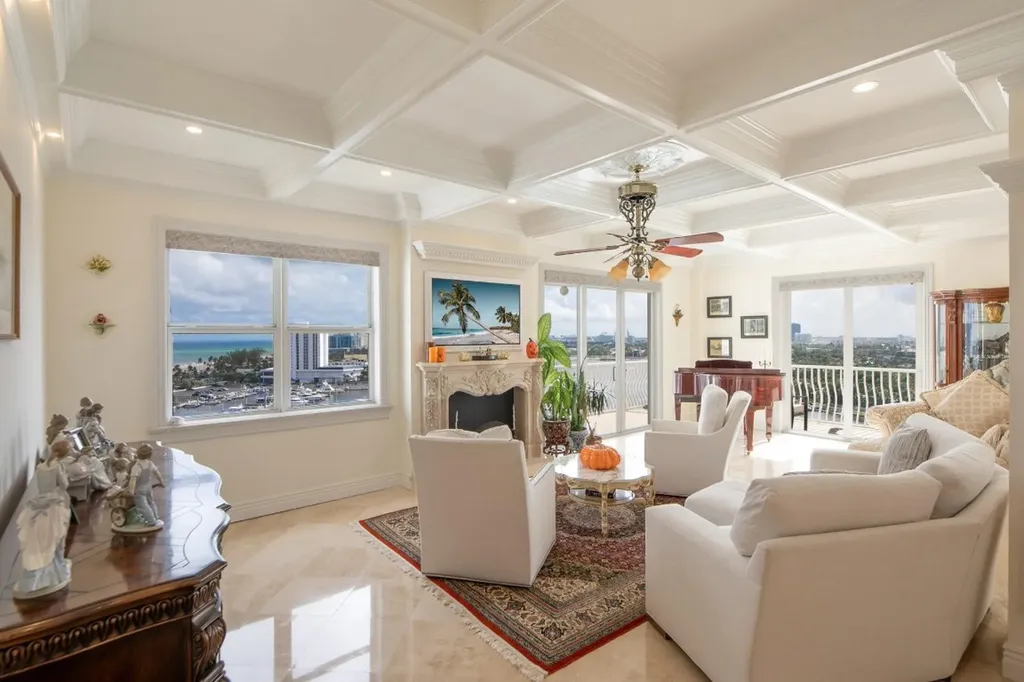 1 Las Olas Circle Fort Lauderdale FL 33316