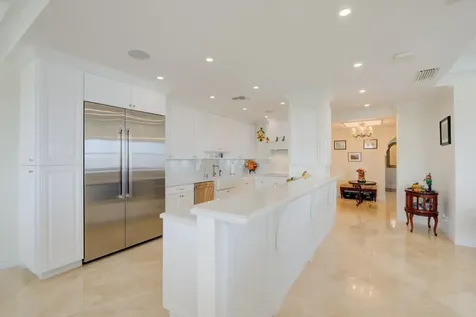 1 Las Olas Circle Fort Lauderdale FL 33316