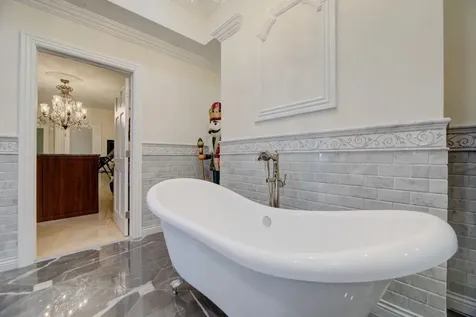 1 Las Olas Circle Fort Lauderdale FL 33316