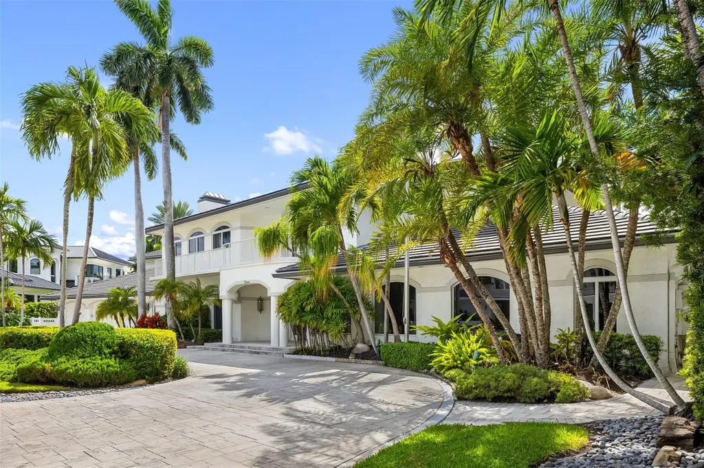 11 Bay Colony Lane Fort Lauderdale FL 33308