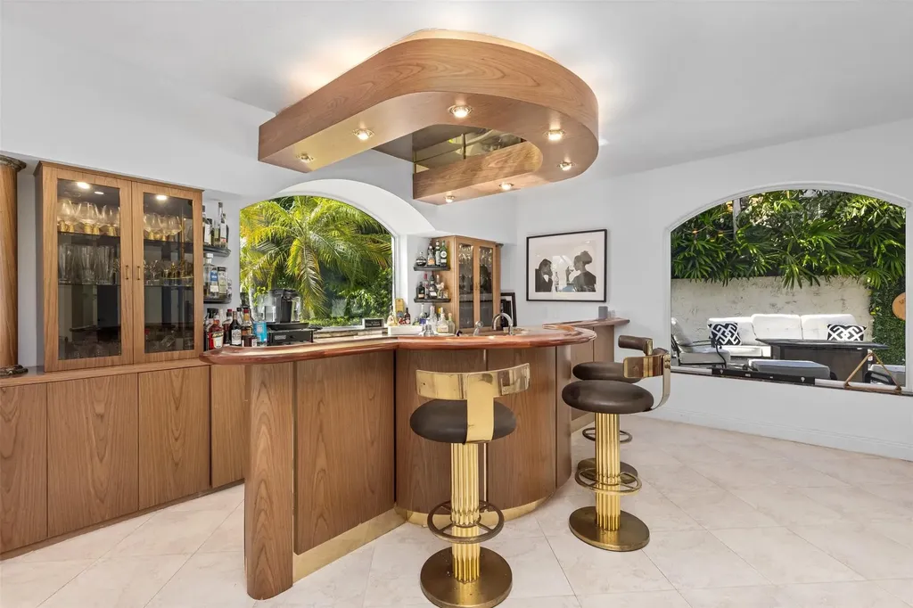 11 Bay Colony Lane Fort Lauderdale FL 33308