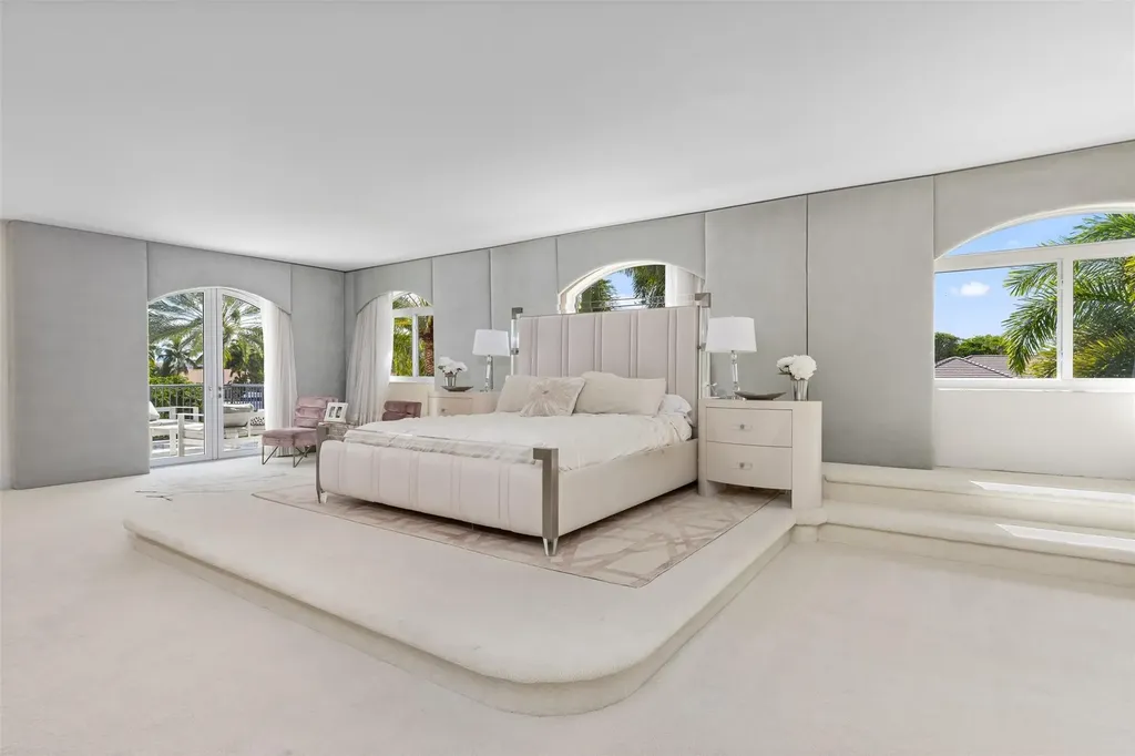 11 Bay Colony Lane Fort Lauderdale FL 33308