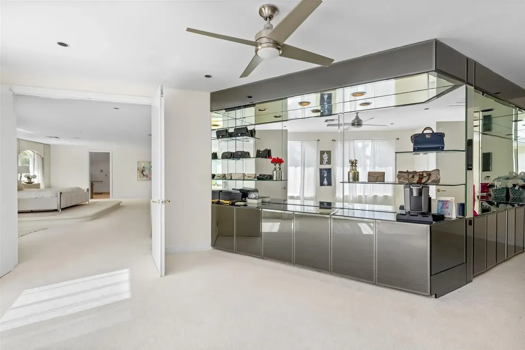 11 Bay Colony Lane Fort Lauderdale FL 33308