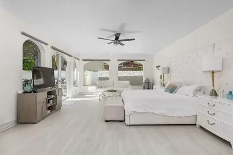 11 Bay Colony Lane Fort Lauderdale FL 33308