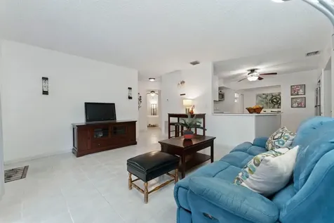 2140 N 57th Avenue Hollywood FL 33021