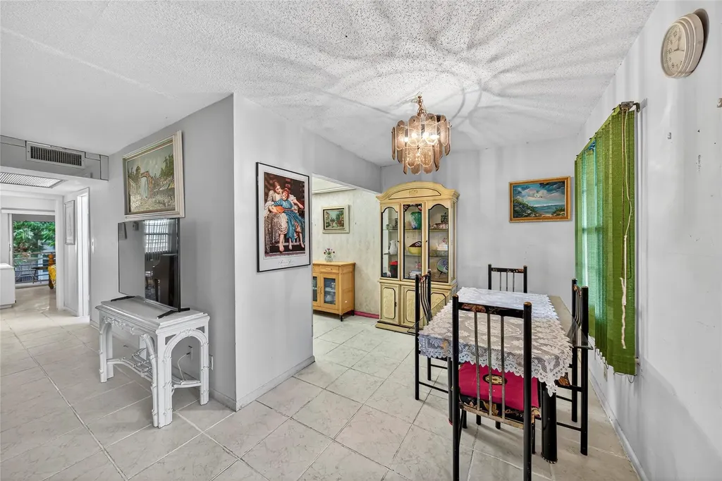 102 Newport F Deerfield Beach FL 33442