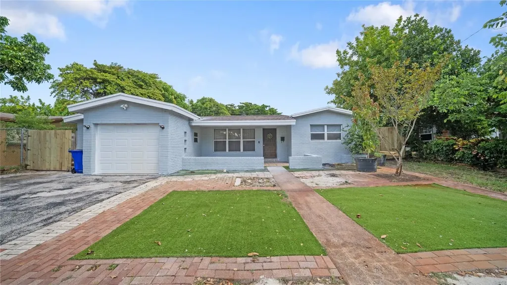 3651 NW 36th Street Lauderdale Lakes FL 33309